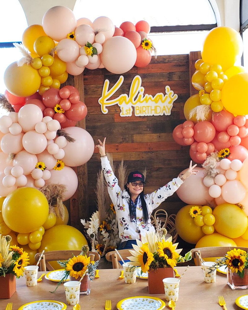 Sunflowers Organic Balloon Garland